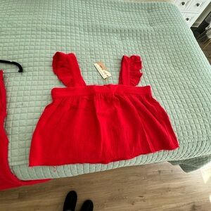 Matching set (top and pants)